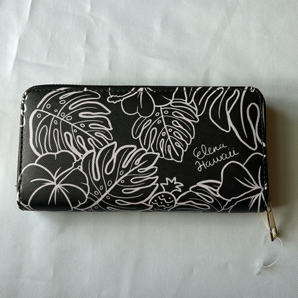Beautiful Floral Wallet LIKE NEW